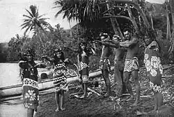 راقصون من هيفا أو يرتدون بآرو حوالي عام 1909