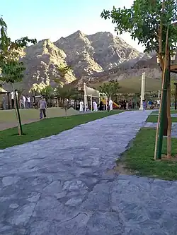 مسار من المسارات الحجرية