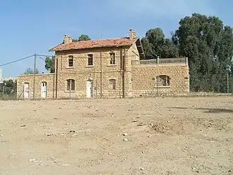 مبنى المحطة التركية بعد الترميم. كانت المحطة في الطابق الأول، ومقر إقامة مدير المحطة في الطابق الثاني.