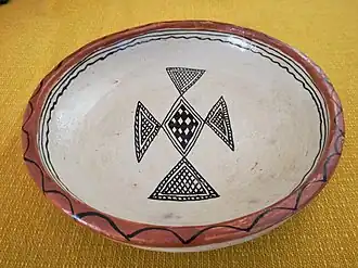 قطعة من فخار سجنان