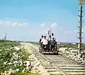 ركوب العربات على طول سكة حديد مورمانسك، على شاطئ بحيرة أونيغا. (حوالي &nbsp; 1916)