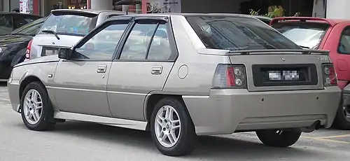 2006-2003 بروتون ساجا لمست هاتشباك
