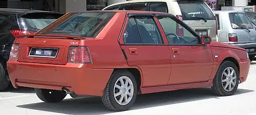 2001-2003 بروتون اسوارا ايروباك إصدار خاص هاتشباك