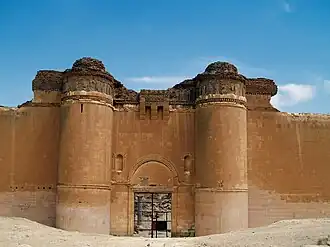 قصر الحير الشرقي في الصحراء السورية