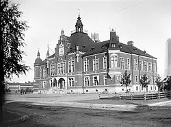 مبنى البلدية عام 1902.