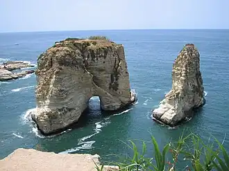 صخرة الروشة