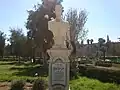 صورة أمامية لتمثال سعد الله الجابري