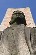 ساكسنهاوزن التذكارية التفاصيل