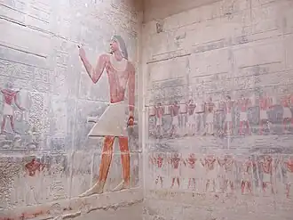 نقوش بارزة مرسومة في مصطبة للوزير كاجيمني في سقارة (الأسرة المصرية السادسة).