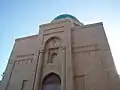 بُني أحدث ضريح في سيرم اليوم وانتهى في عام 2005 لبوتباي عطا