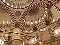 صورة من داخل جامع شاه زاده باسطنبول، الذي بناه له والده السلطان سليمان القانوني بعد وفاته عن عمر يناهز 22 عاماً.