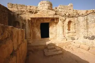 مدخل كهف الرقيم -عمان(الأردن).