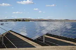 لوح ضوئي جهديs at Topaz Solar 1