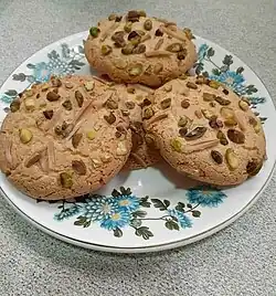 حلوى إيرانية.