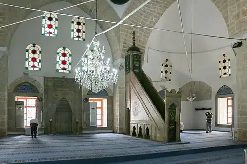 داخل المسجد