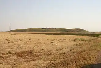 منظر لتل موزان من الشمال.