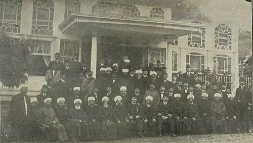 البعثة العلمية الشامية إلى إستانبول وبينهم عبد الرحمن الحاج إبراهيم، 1915.
