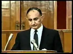 ذوقان الهنداوي في جلسة الثقة بحكومة مضر بدران عام 1989 كنائب الشعب في مجلس النواب الحادي عشر