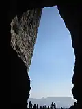 عرض تحت القوس.