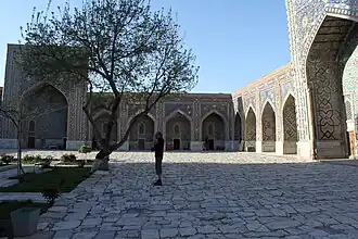 منظر عام للمدرسة