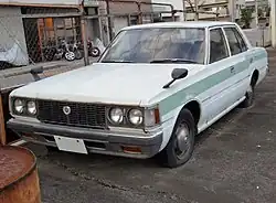كراون سيدان ستاندر