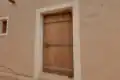 باب خشبي تقليدي