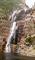شلال عند بداية Otter Trails