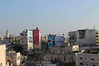 البلدة القديمة بطولكرم تعلوها مِئذَنة المسجد