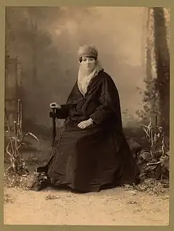 امرأة تركية.