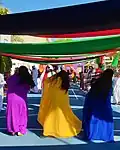فساتين إماراتية تقليدية
