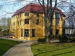 فيلا ايشر في كيمنتس، ألمانيا (بالإنجليزية: Chemnitz, Germany: Villa Esche)