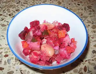 سلطة فينيغريت مع فاصولياء.