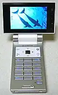 هاتف محمول شارب موديل 905إس إتش للسوق الياباني (2006)