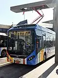 Volvo Hybridbus في محطة المد بالكهرباء في لوكسمبورغ