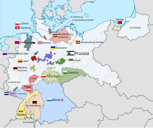 A colour-coded map of Germany in the early 1930s showing the individual German states and independent cities. The largest states of Prussia and Bavaria are coloured in light grey and light blue respectively.