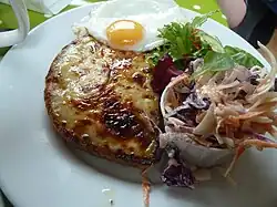ريربيت باك (رربيت الويلزية مع بيضة)