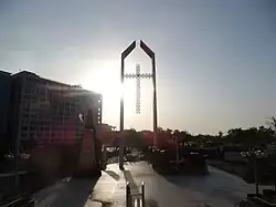 صليب أمام كنيسة يوييدو الإنجيلية في سيول